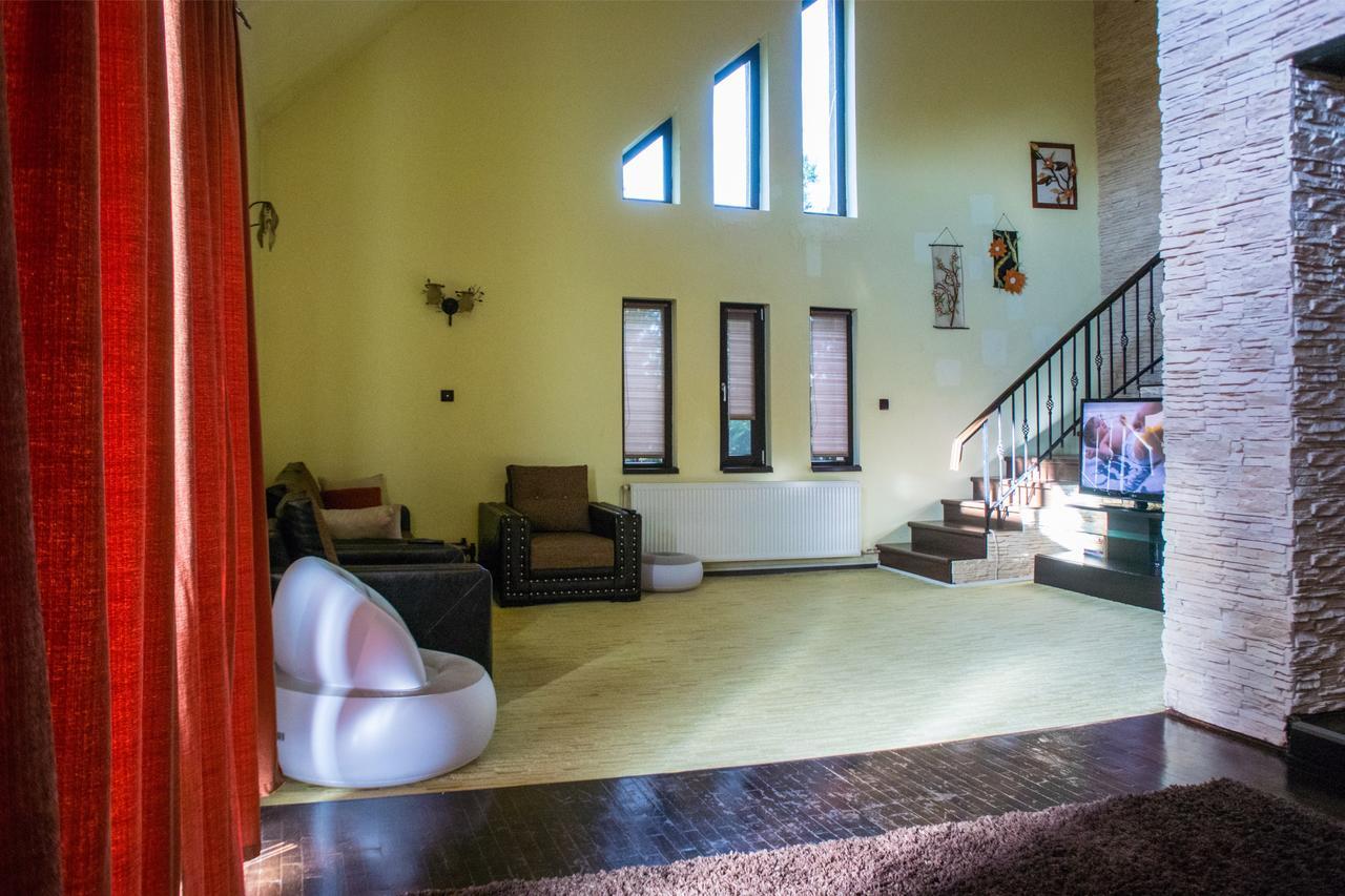 Răsvadu de Sus Guesthouse Vila Melisa מראה חיצוני תמונה